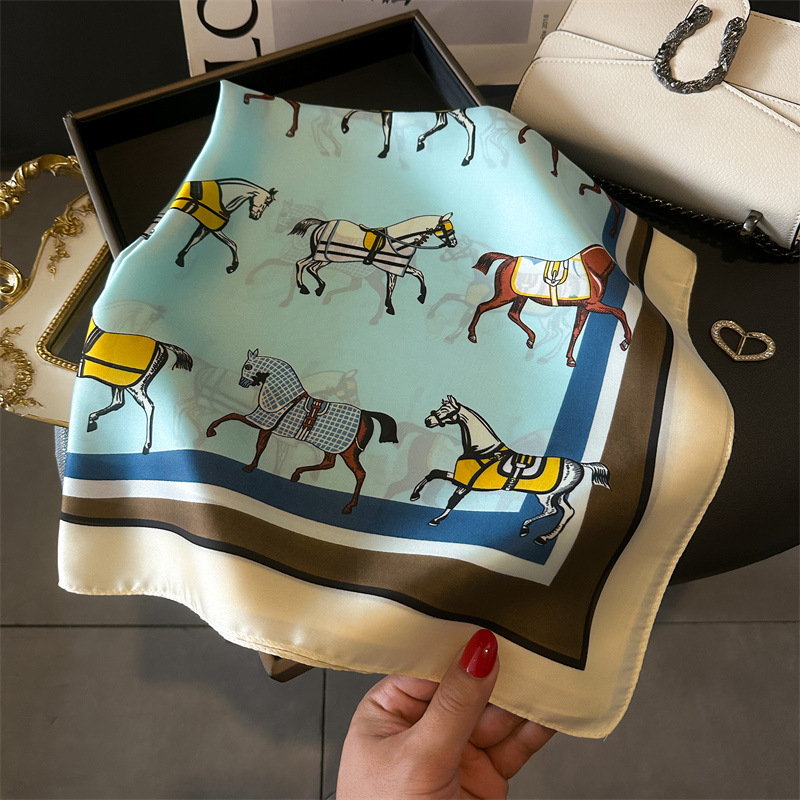 Luxury Brand 2026 Horse Print  - Women Accessories Brands recension och pris